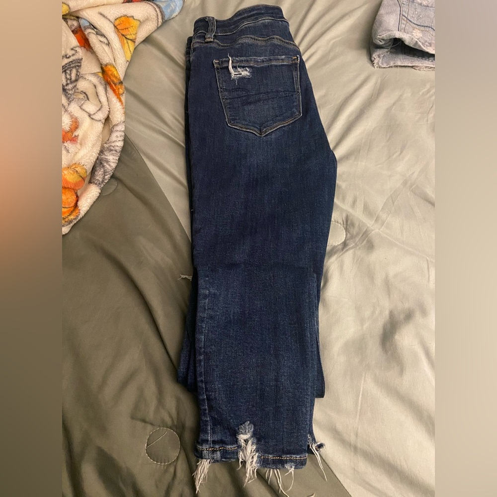 Size 6 American eagle jeans